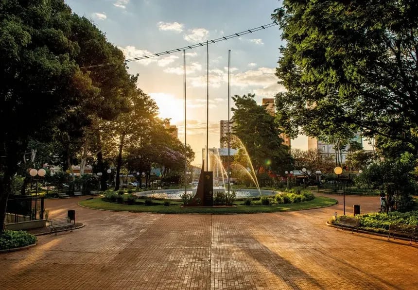 Praça 21 de Abril (Praça da Matriz)